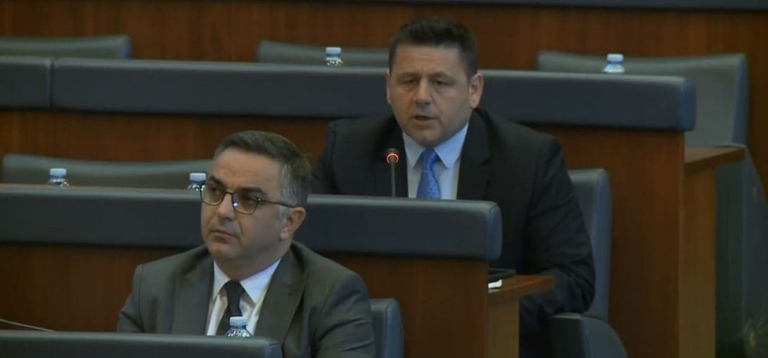 Berisha: Ora policore është logjikë e kontrollit, jo e logjikë e mbrojtjes së shëndetit publik