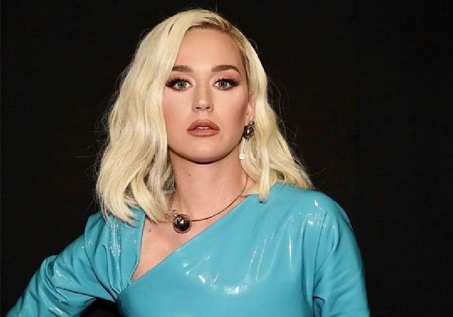 Katy Perry blen shtëpi 15 milionë dollarëshe