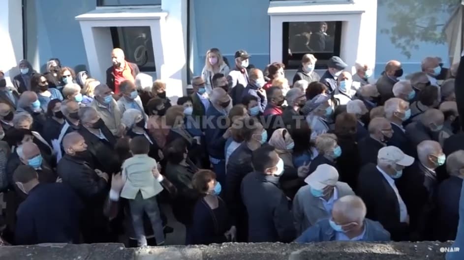 Si ndodhi tollovia për vaksina te "1 Tetori"? (VIDEO)