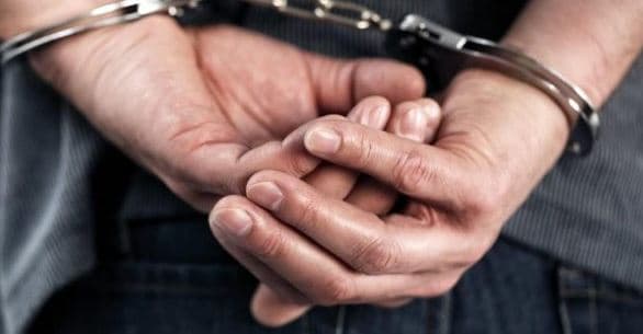 Nisi të prishë shtëpinë e përbashkët duke thënë se është vetëm e tij, arrestohet prishtinasi