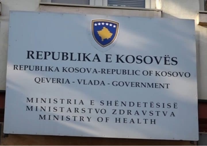 Ministria e Shëndetësisë publikon listën e shteteve me rrezikshmëri të lartë
