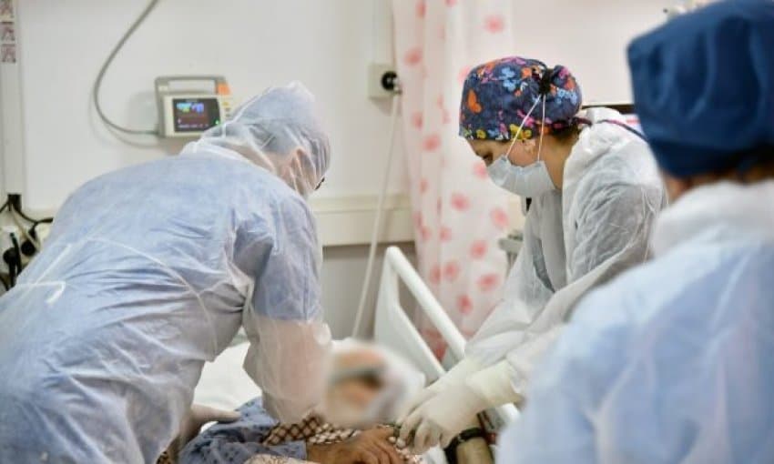 1043 pacientë në trajtim nga COVID-19 në SHSKUK