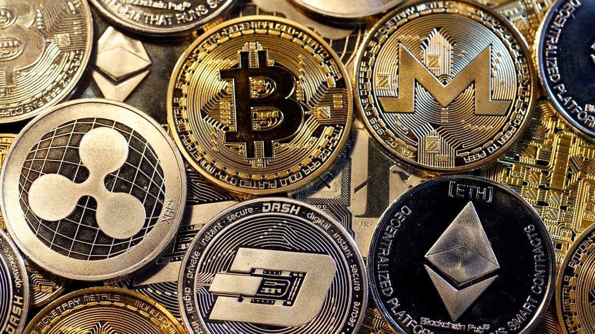 Bitcoinit i bie vlera pasi Kina i shpall të gjitha kriptovalutat ilegale