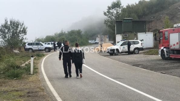 Mëngjes i qetë në pikën kufitare në Jarinjë (FOTO)