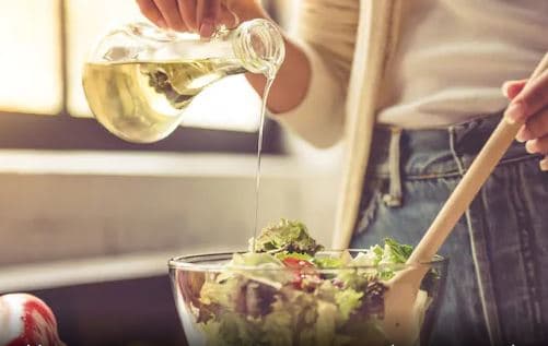 Mospërdorimi i vajit në ushqime nuk është ide e mirë, thonë ekspertët