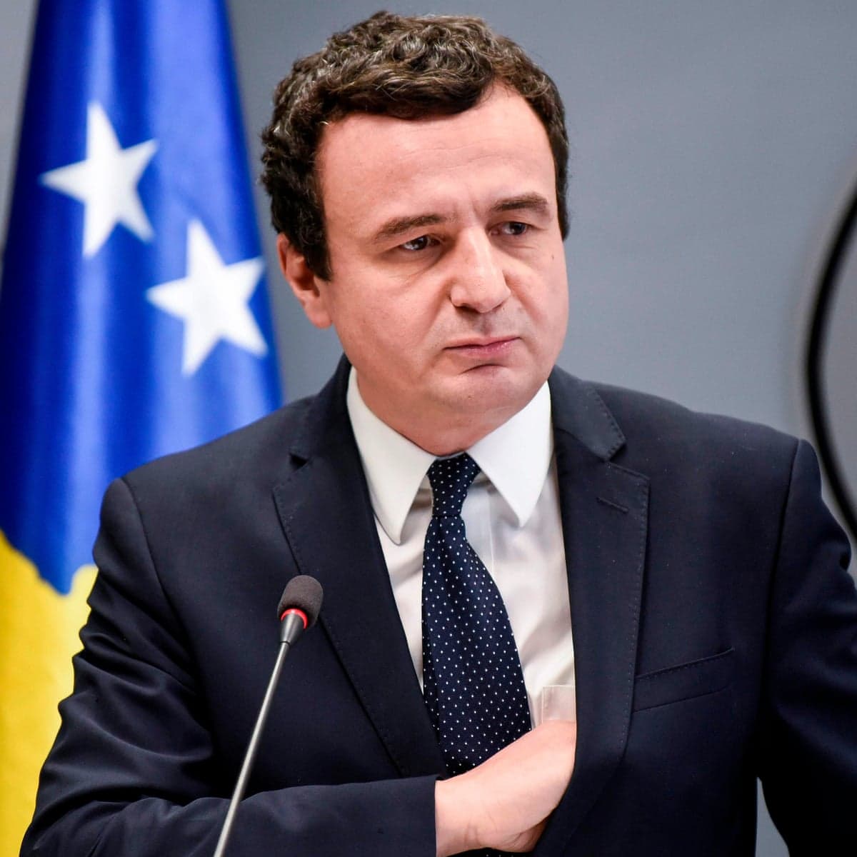 Kurti me mesazh për mërgimtarët, i falënderon për rritjen ekonomike dhe i paralajmëron për variantin Omicron