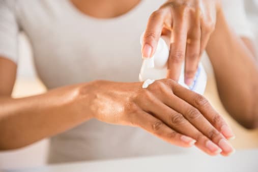 Mësoni se kur duhet të përdorni krem trupi