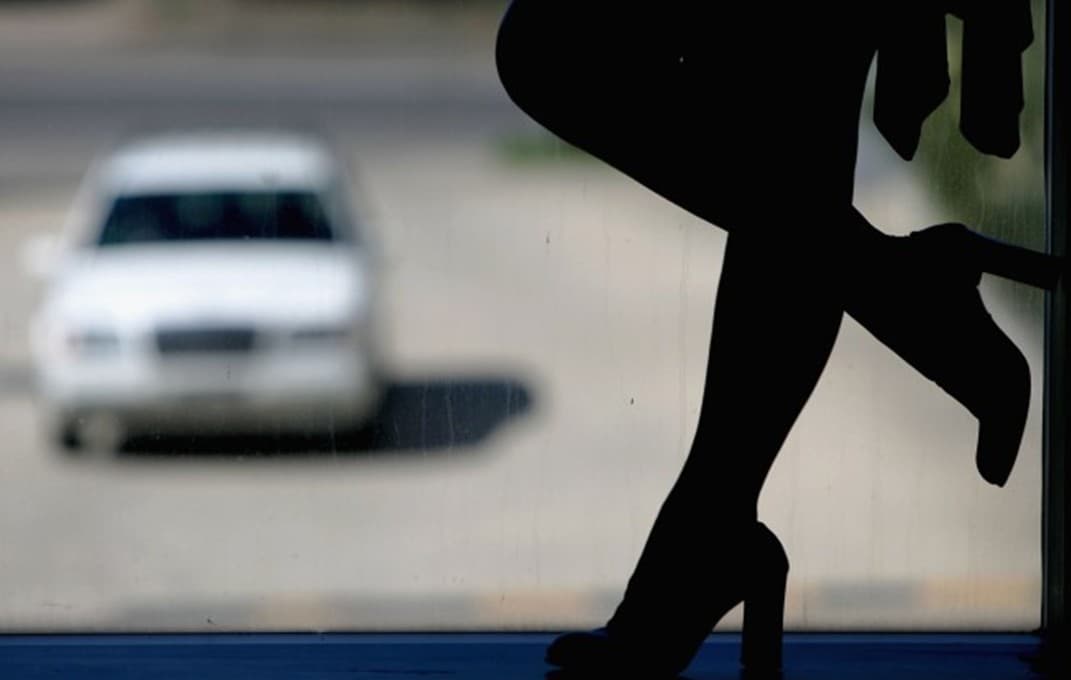 Katër shtetase të huaja gjobiten nga Gjykata e Tiranë për prostitucion në Shqipëri