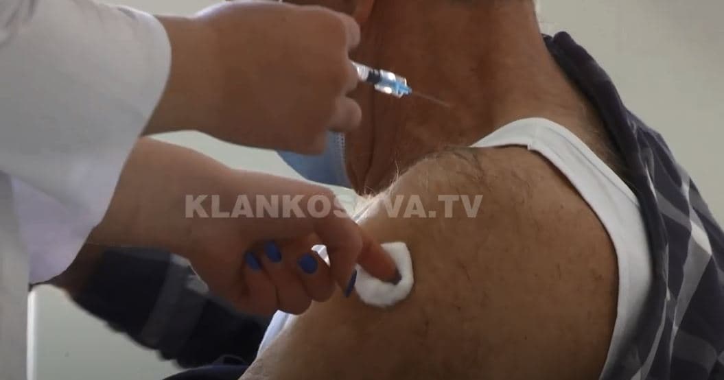 Rritja e numrit të infektuarve shton kërkesën për vaksina - 16.01.2022 - Klan Kosova
