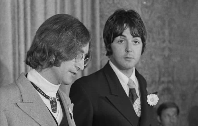 McCartney ende emocionohet nga Lennoni kur e dëgjon këngën “Shok i dashur”