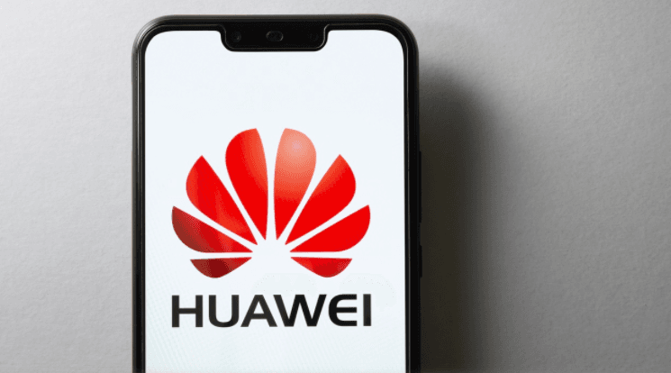 Sanksionet nga SHBA bën që Huawei të humb 30 përqind të të ardhurave vjetore