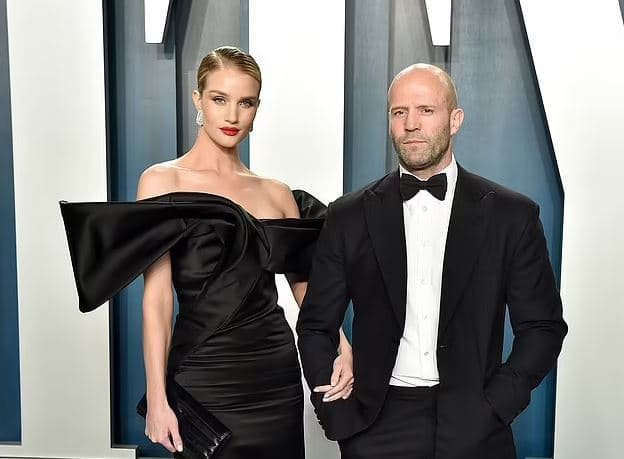 Aktori Jason Statham bëhet baba i një vajze
