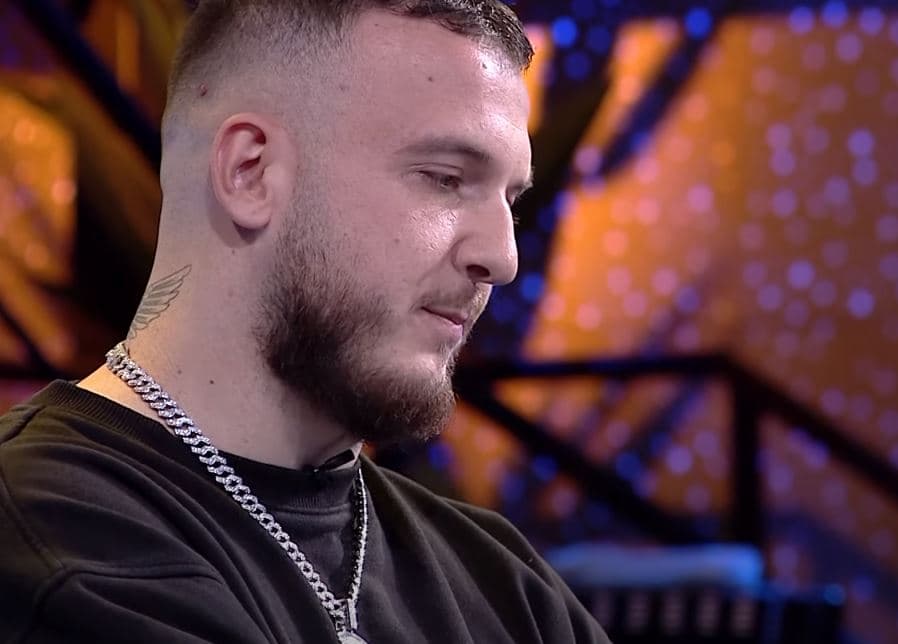 Mozzik shpreh ngushëllime për vdekjen e 27-vjeçarit në Ferizaj, merr pjesë në varrimin e tij