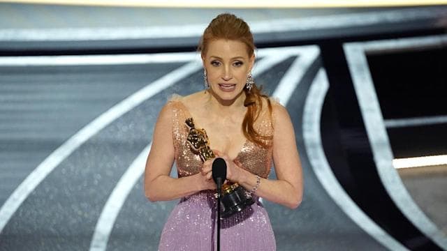 Jessica Chastain fitoi Oscarin si "Aktorja më e mirë"