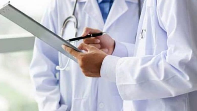 Specializantët paguhen për herë të parë për kujdestari të vikendit