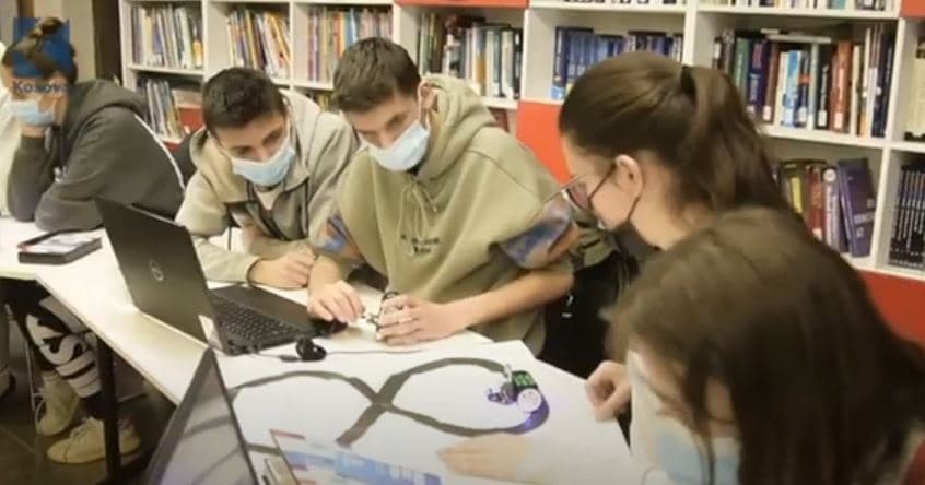 Transformimi i bibliotekave në qendra të njohurive dhe kompetencave digjitale nga BoneVet (VIDEO)