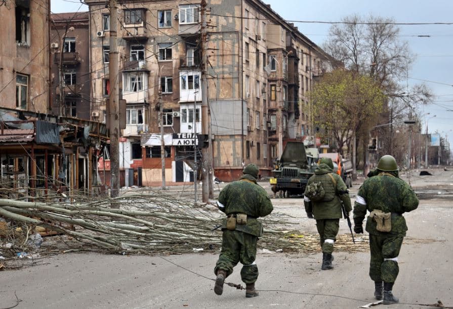 Zyrtarët në Mariupol refuzojnë ultimatumin rus të dorëzimit