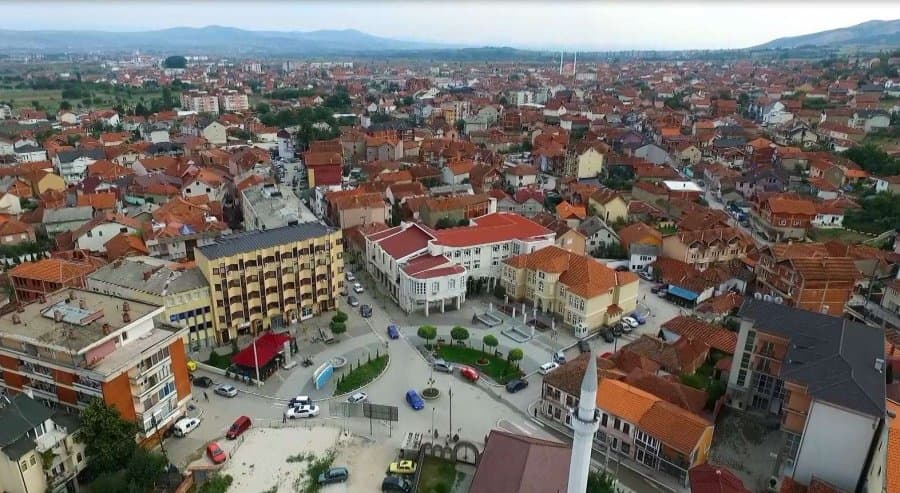 Pse shqiptarët mbetën vetëm me një deputet në Kuvendin e Serbisë? - flet gazetari nga Bujanoci