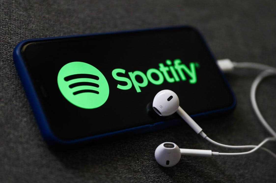 Spotify zbulon rritje të dëgjimit të këngëve fetare islame gjatë Ramazanit