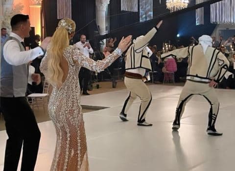 Edhe Vlora Çitaku në dasmën e Robin Krasniqit (FOTO)