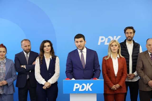 Krasniqi: Vizitat e Kurtit ngjasojnë në ekskursion (VIDEO)