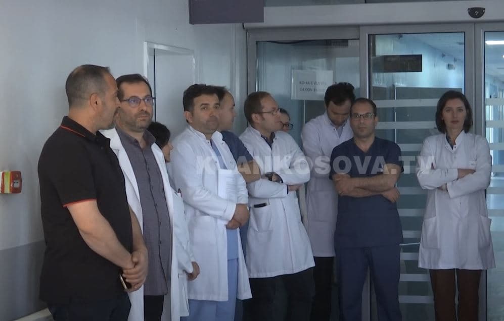 Kardiologët invazivë hyjnë në grevë pesëditore, ShSKUK-ja s'e komenton (VIDEO)