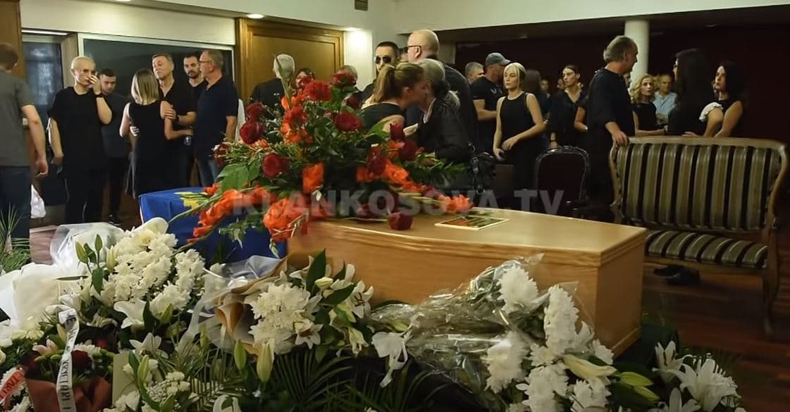 Varroset Vjosa, artistja që i dha festival të madh Prishtinës (VIDEO)