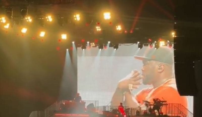 50 Cent performon me simbolin e shqiponjës dykrenare (VIDEO)