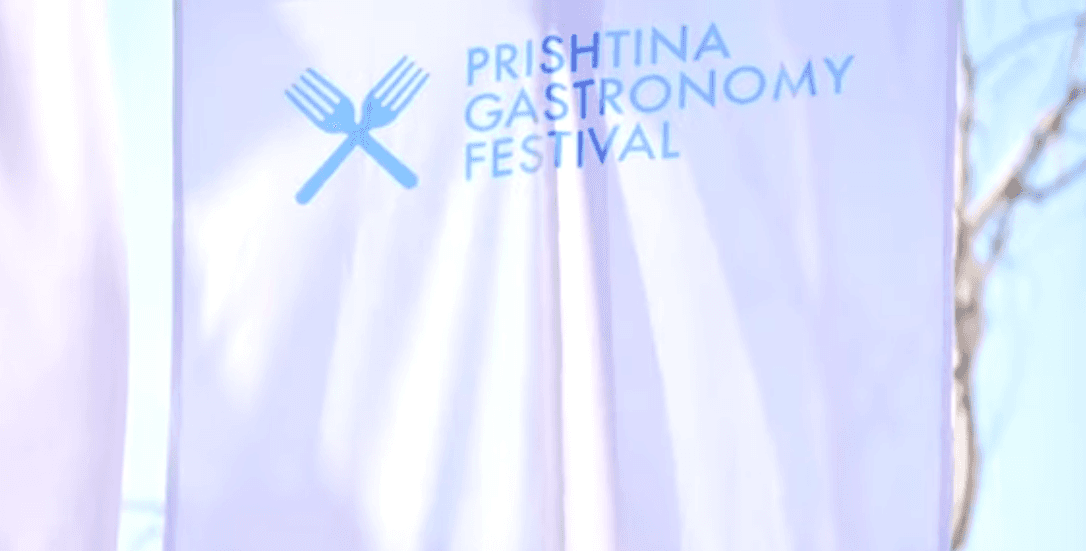 Festivali i Gastronomisë gjallëron kryeqendrën me muzikë e gatime (VIDEO)