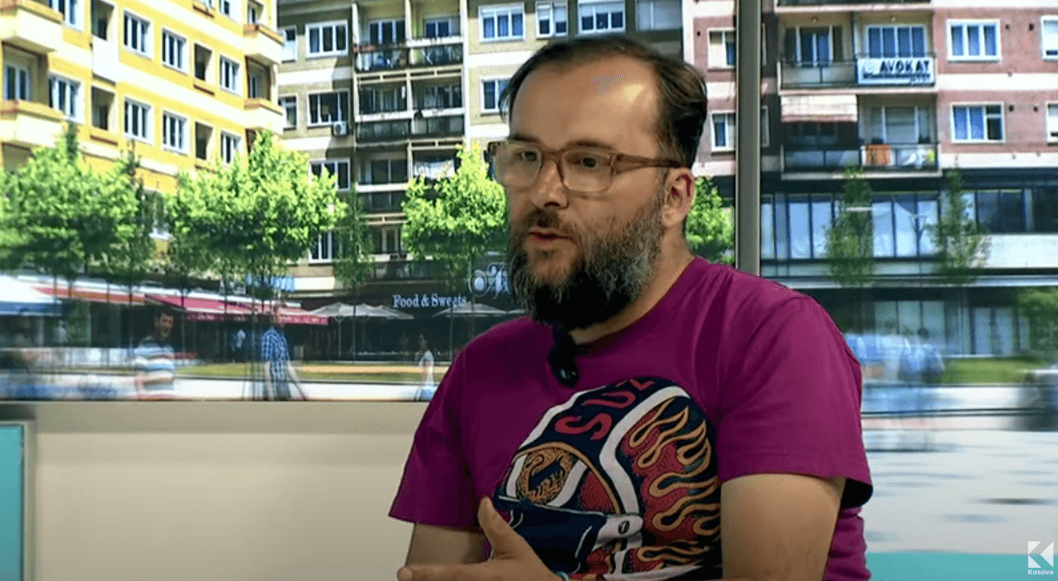 ‘Call Center’-at po ua marrin punëtorët gastronomëve, po i paguajnë më shumë (VIDEO)