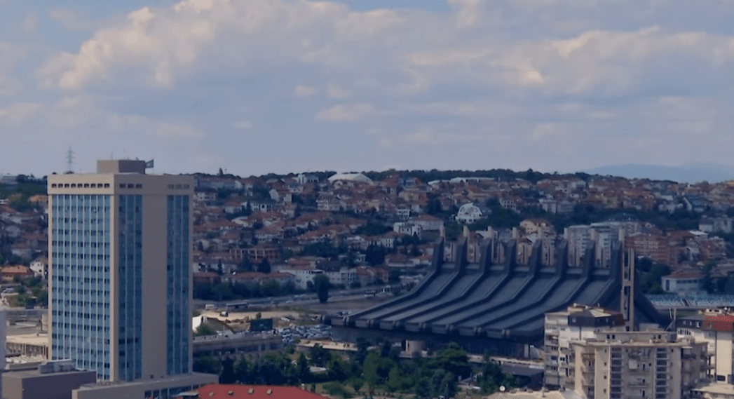 “Manifesta” e “Sunny Hill” pritet t’i sjellin në Prishtinë 100 mijë turistë (VIDEO)