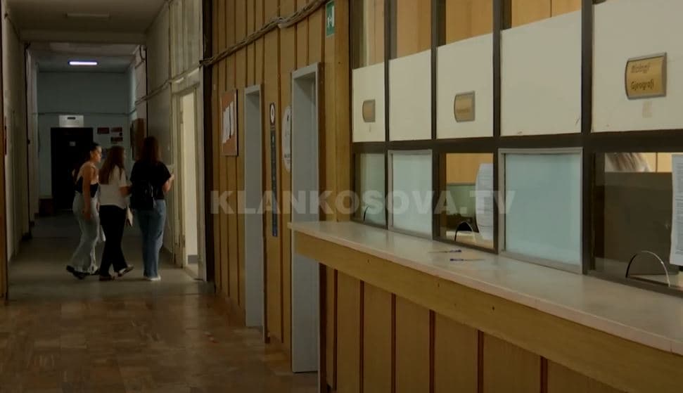 Riakreditohen drejtimet Fizikë dhe Gjeografi (VIDEO)