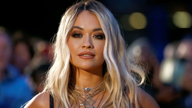 Rita Ora feston ditëlindjen