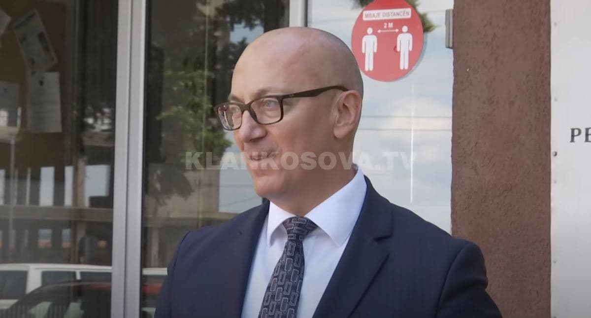 QUINT-i ia “ftoh” Rakiqit, i thotë targat RKS e pavarësia janë OK (VIDEO)