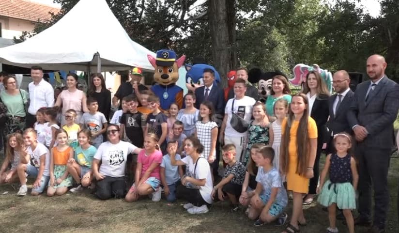 Zyra e BE-së, me aktivitete për fëmijët e Junikut (VIDEO)