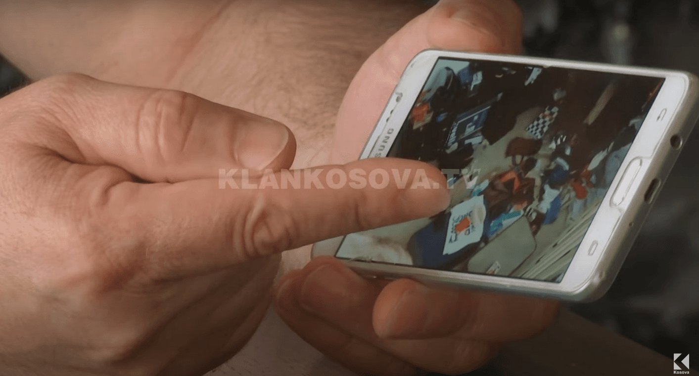 Fotoreporterit i vidhen fotografitë e luftës (VIDEO)