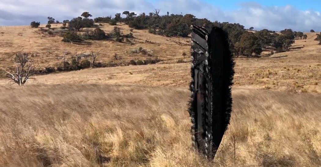 Një objekt i madh zbarkoi në fermën e deleve, erdhi nga Hapësira