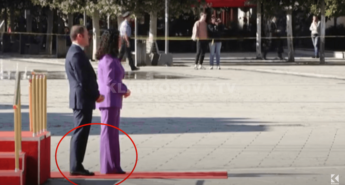 Zotëria i parë i Kosovës ia bën sefte pritjen e një homologu (VIDEO)