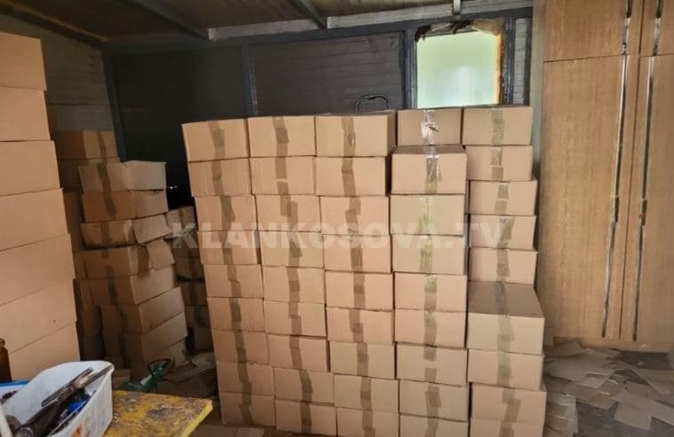 Konfiskohen 6,800 kg mjaltë pa letra (VIDEO)