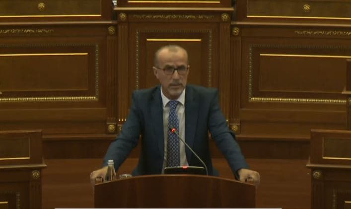 Haxhiu: Dëm moral dhe financiar mosmiratimi i skemave pensionale