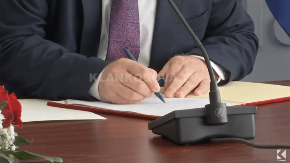 Bislimi s’ka ide për “armaturën” (VIDEO)