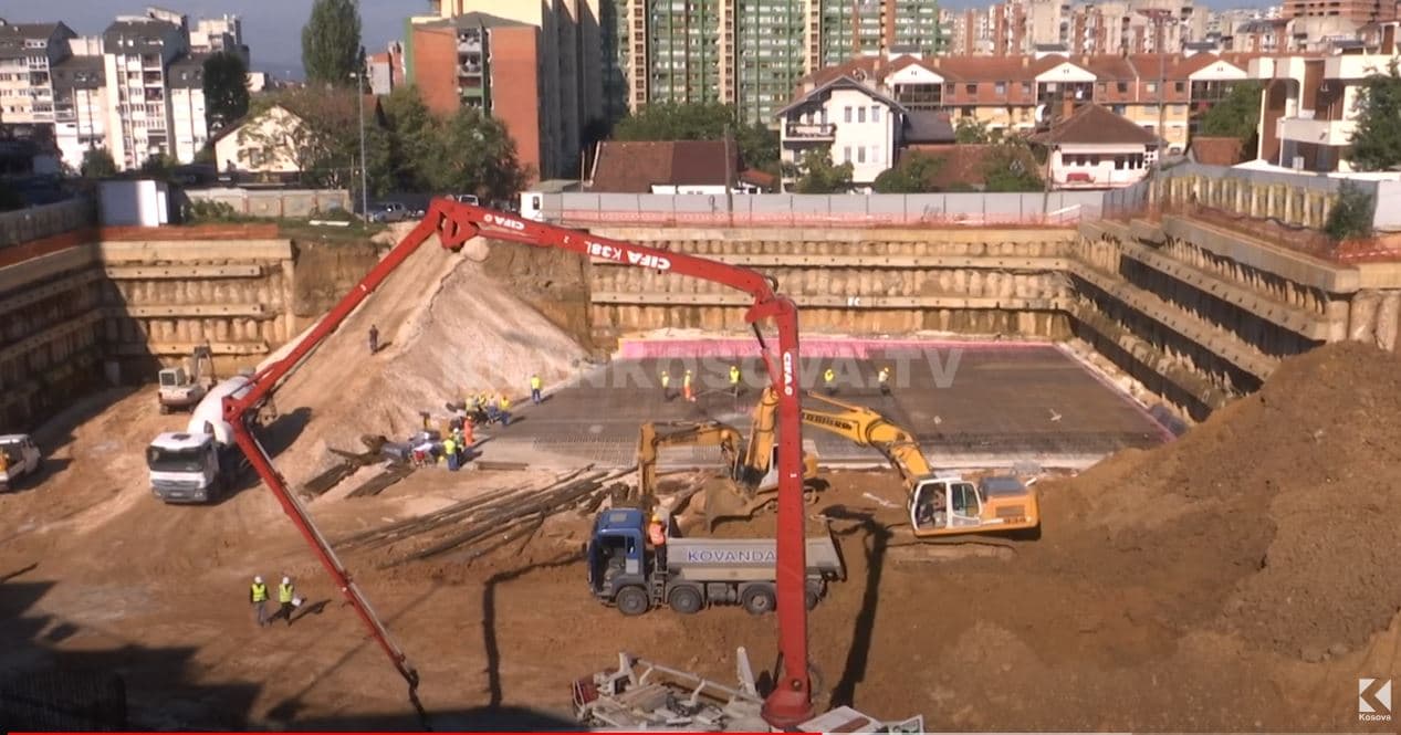 Kompania e vëllezërve të drejtorit të BIK-ut ndërton Xhaminë e Madhe, mohon nepotizmin (VIDEO)