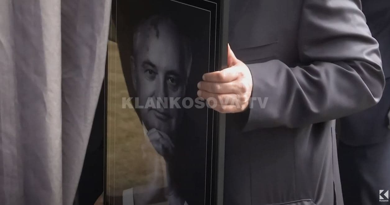Varroset lideri i fundit sovjetik, Gorbachev (VIDEO)
