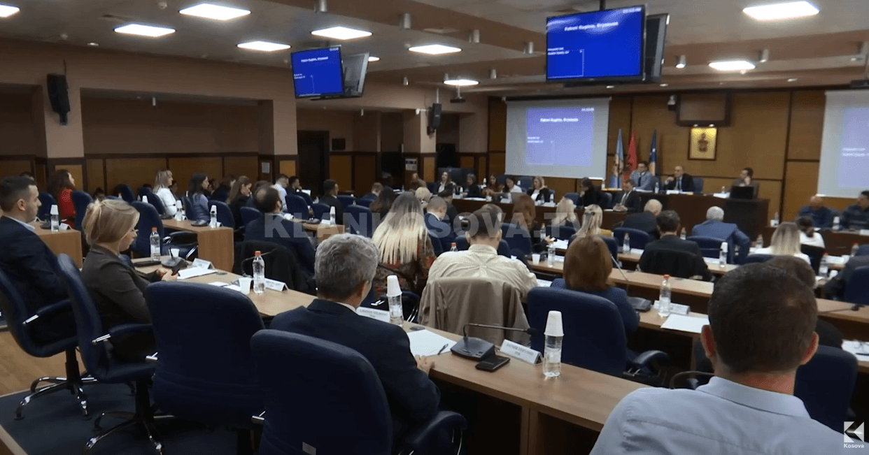 Rama themelon komision t'i identifikojë pronat e komunës (VIDEO)