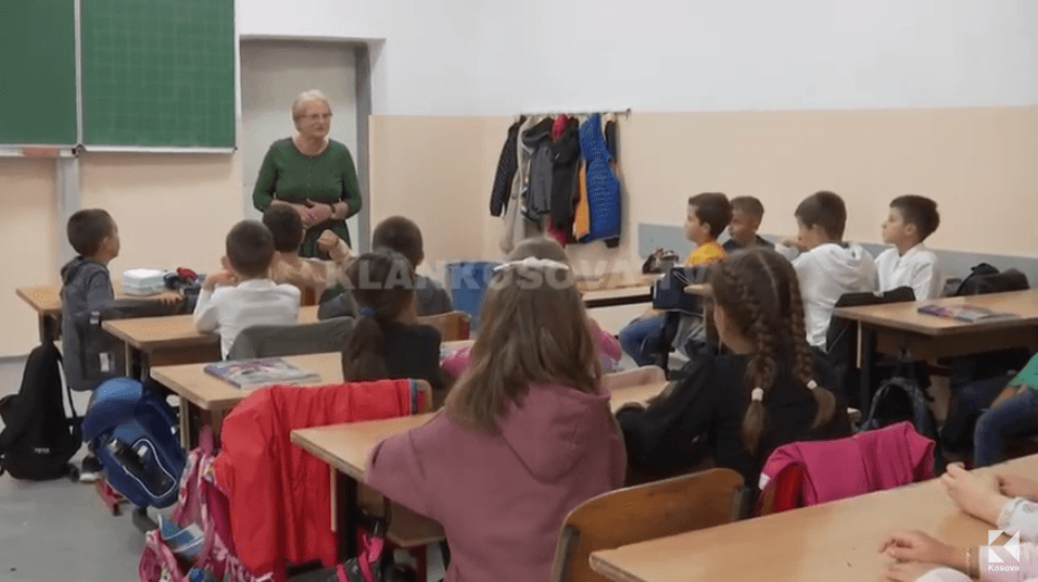 Shkolla "Hasan Prishtina" nis mësimin (VIDEO)