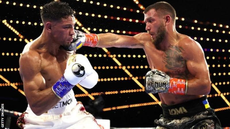 Ukrainasi Lomachenko nga lufta në ring me një fitore të madhe ndaj Ortiz (VIDEO)