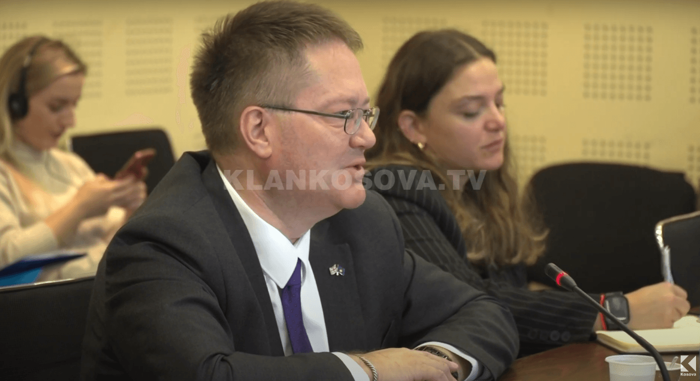 Votimi i Kodit Civil - Abbott e opozita për, pozita kundër (VIDEO)