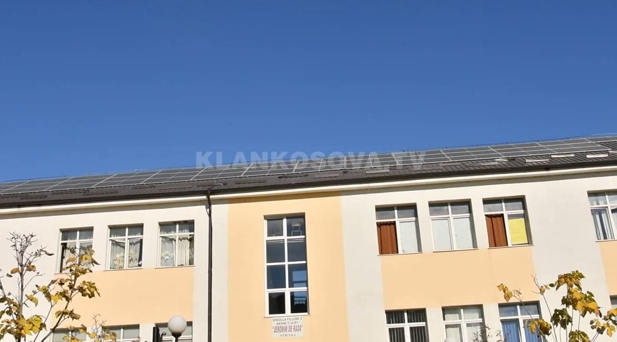 Rrymë diellore nga shkollat (VIDEO)