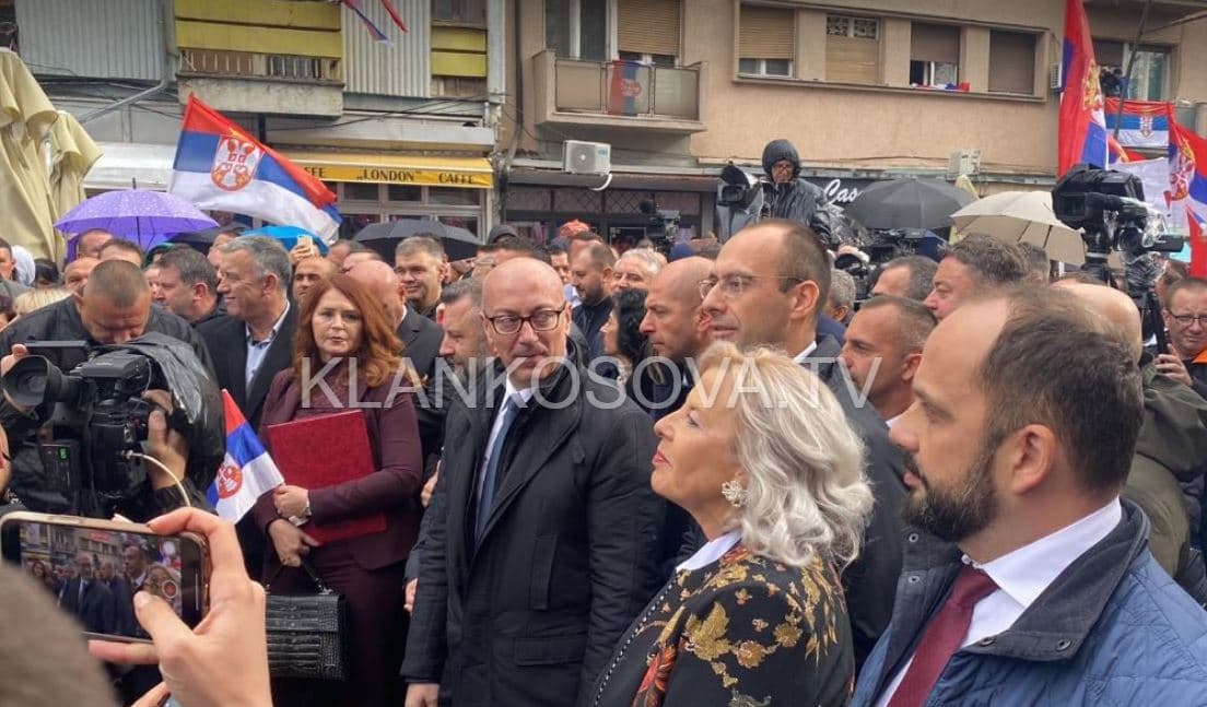 Simiq: Dorëheqjet i kemi dorëzuar me ndërgjegje të pastër, zgjatëm dorën e pajtimit