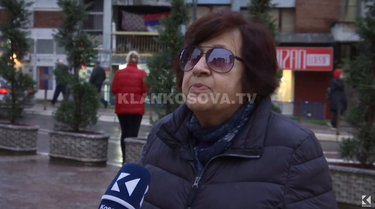 Serbëve të veriut nuk u pëlqen shumë të pyeten për targat (VIDEO)